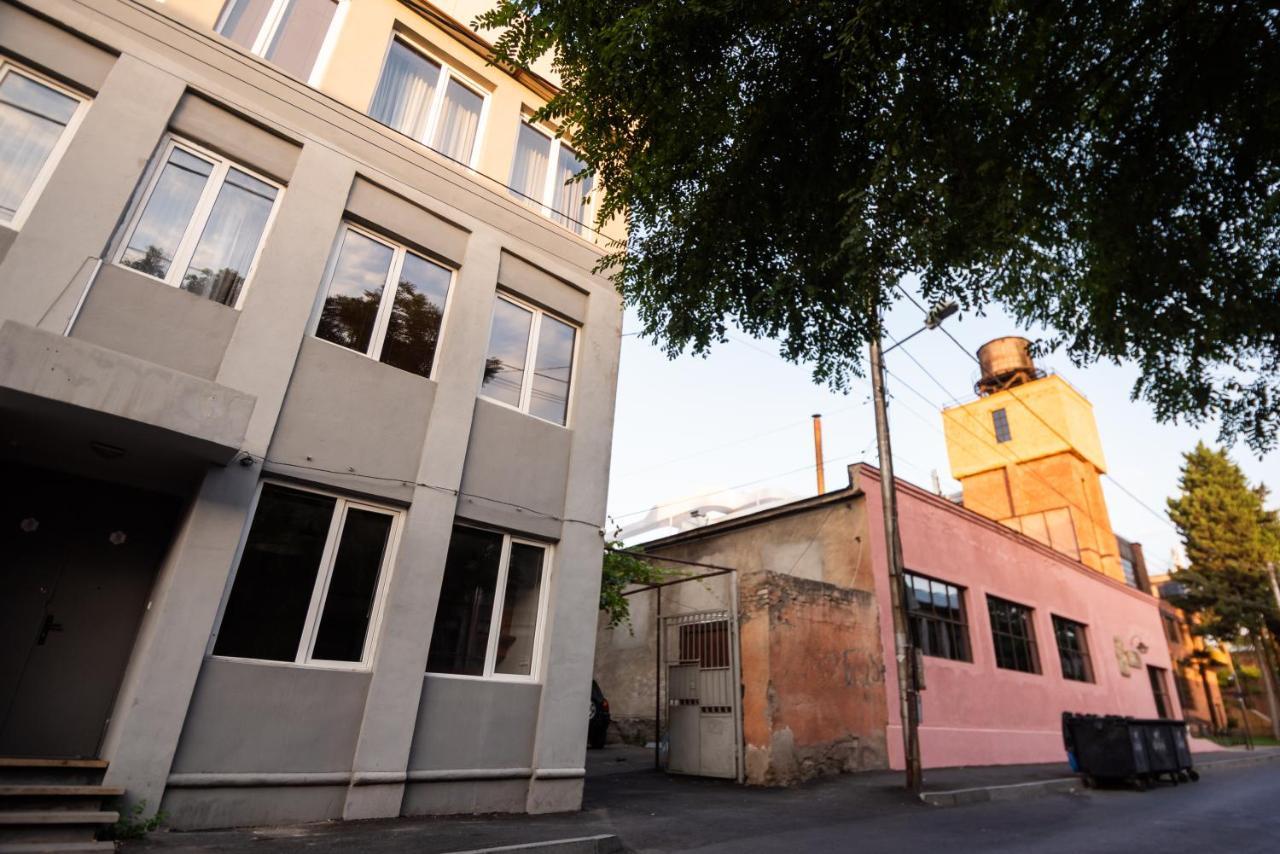 Dazhotels Tbilisi Exteriör bild